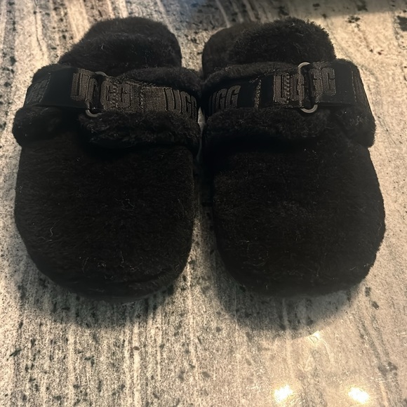 Never Worn Ugg Slippers - Picture 3 of 3